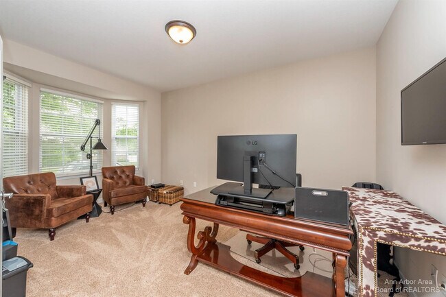 Building Photo - 51152 E Bourne Terrace