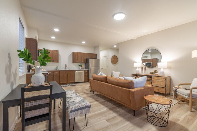 Interior Photo - Anderson Court