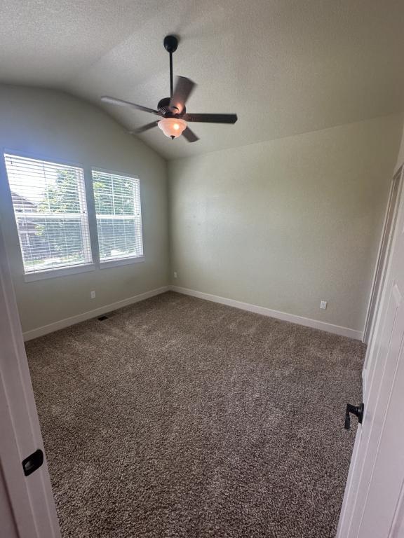 Building Photo - 2122 Sandbur Dr