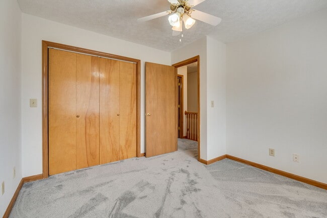 Bedroom - 118 Lori Ann Dr