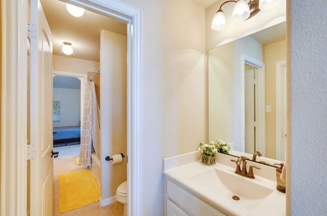 Building Photo - 14712 Crystal Beach Ln