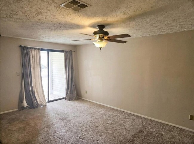 Building Photo - 1244 Keys Lake Dr NE