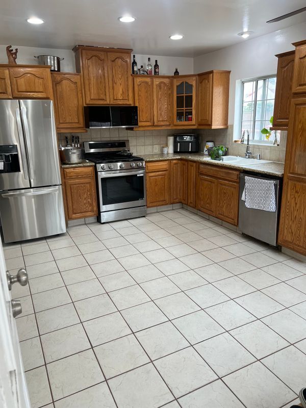 Building Photo - 454 S Sydney Dr