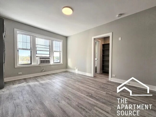 Building Photo - 373 Hazel Ave