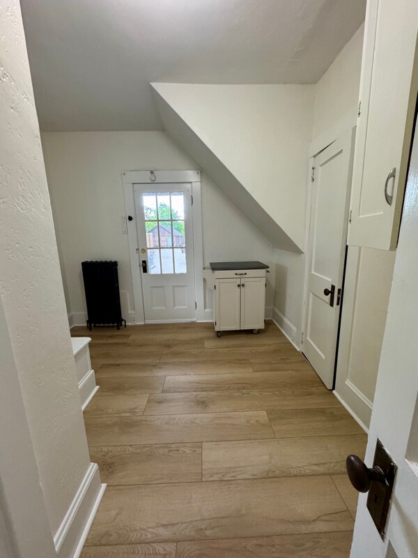 Building Photo - 76 Elm St