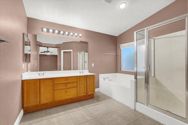Building Photo - 6848 Baby Jade Ct