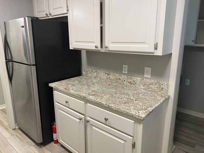 Building Photo - 2/1.5 Townhome For Rent in Ridgeland