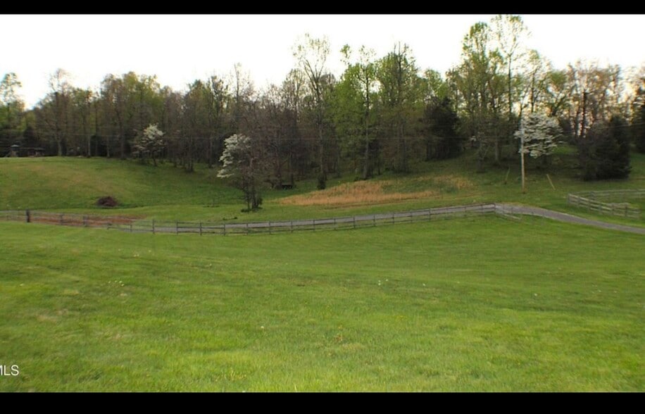 Building Photo - 1594 Old Stagecoach Rd