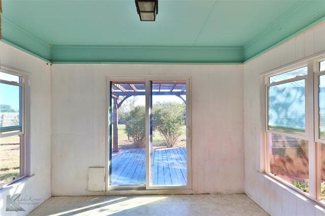 Building Photo - 301 Railroad Ave