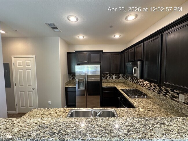 Building Photo - 11346 Bedford Commons Dr