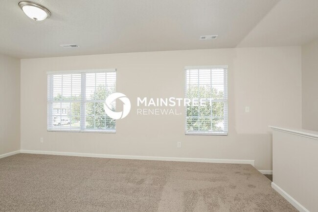 Building Photo - 3 Bedroom Pet-Friendly Home in Greensboro,...