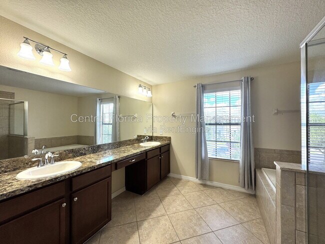 Building Photo - 2890 Spring Breeze Way