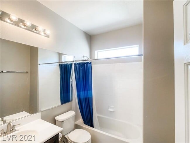 Building Photo - Coming Soon 8/1/25 - Beautiful Summerlin P...