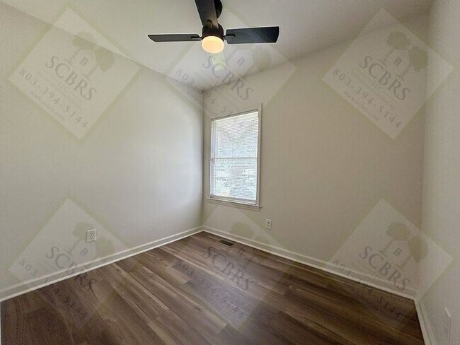 Building Photo - Beautifully Updated 3 Bedroom, 2 Bath Home – Move-In Ready!