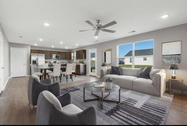 Building Photo - 8145 Driftwood Lp