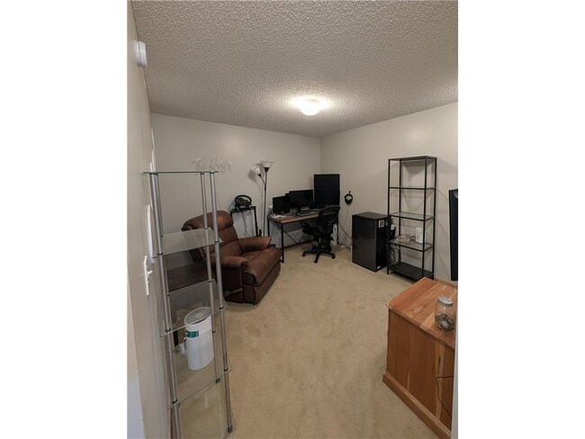 Building Photo - 8391 Townsend Dr
