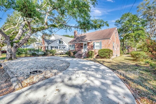 Building Photo - 9 Penn Ave