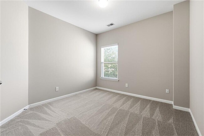 Building Photo - 1680 Sugar Ridge Dr