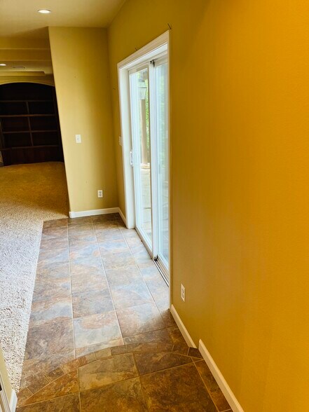 Building Photo - 4600 Trailside Loop