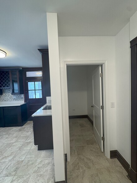 Kitchen - pantry - 4718 W Montana St