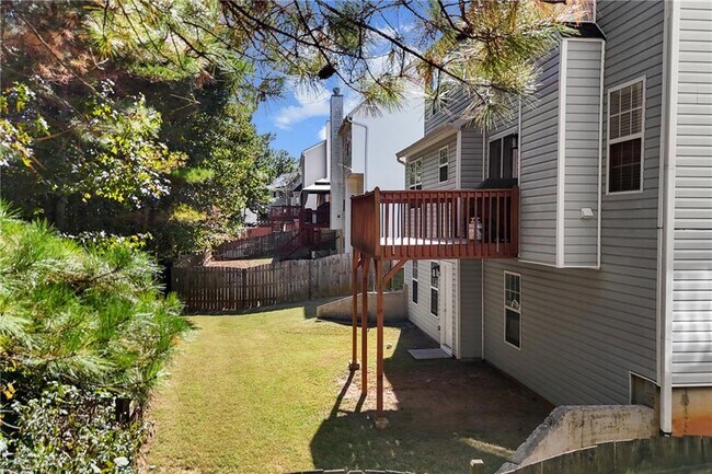 Building Photo - 3751 Roxfield Dr NE