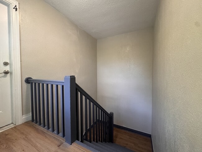 Building Photo - 1715 Perry St