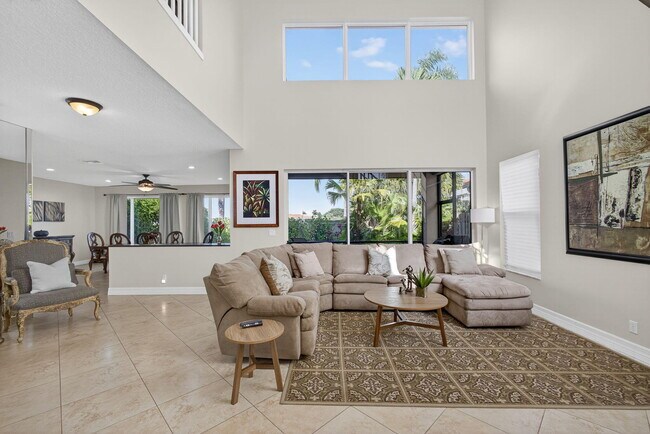 Building Photo - 8400 Heritage Club Dr