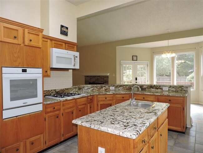 Building Photo - 12609 Deer Falls Dr