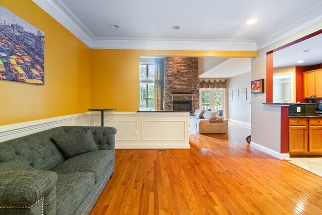 Building Photo - 5105 Bright Owl Rd