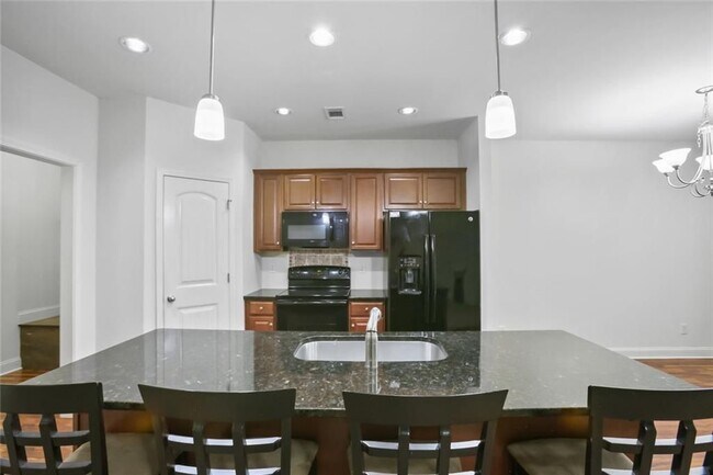 Building Photo - 206 Britt Dr