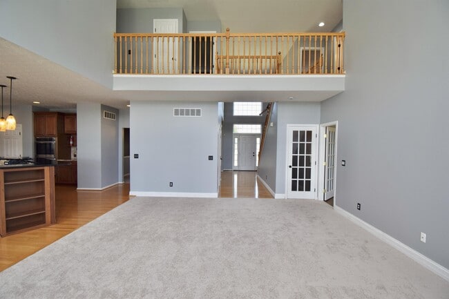 Building Photo - 5167 Elm Leaf Trail