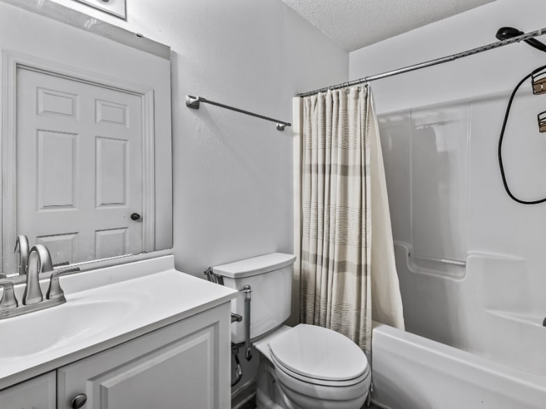 Building Photo - 3612 Cagney Dr