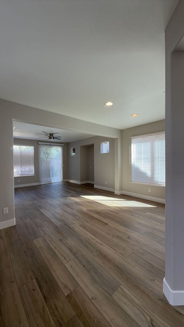 Building Photo - 2390 River Rock Dr