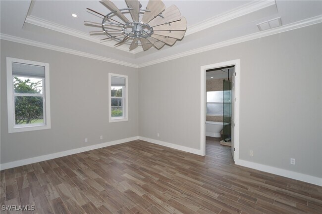 Building Photo - 16680 Oak Grove Ct