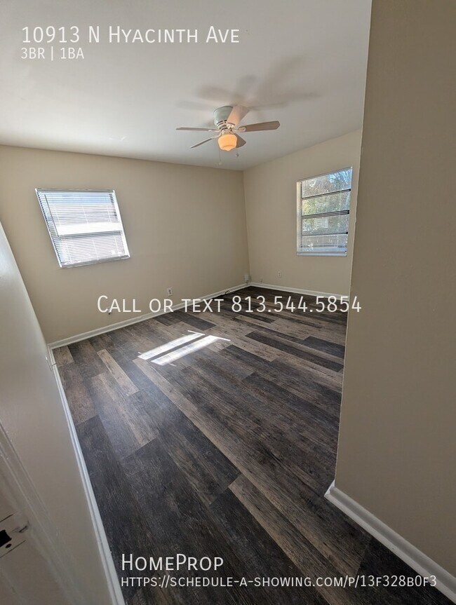 Building Photo - 10913 Hyacinth Ave