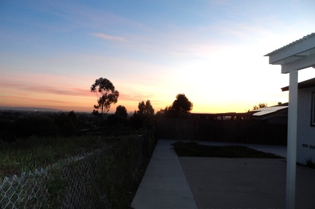 Building Photo - 1214 Manchester St