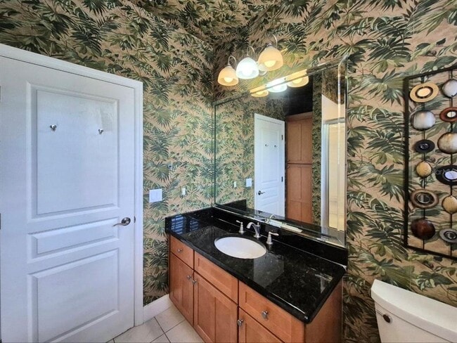 Building Photo - 3817 W Tacon St