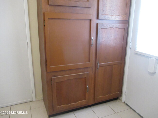 Building Photo - 1236D Hamilton Ct