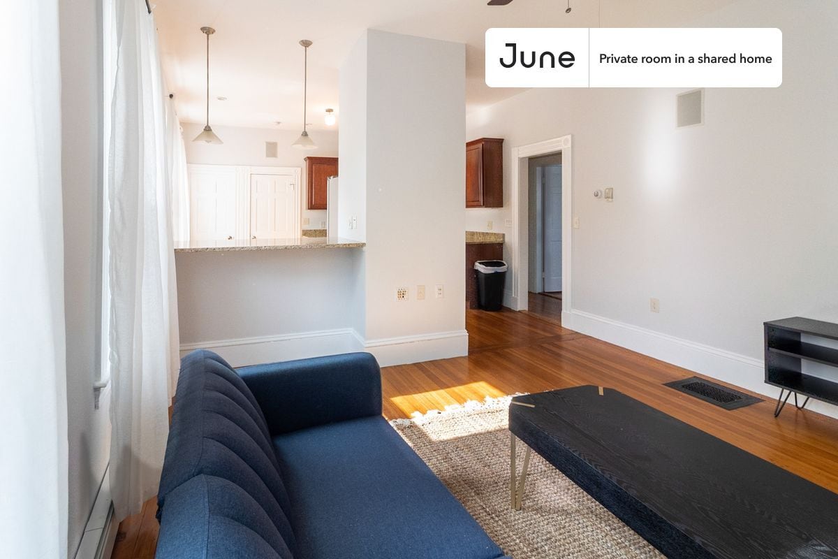 Building Photo - Room in Shared 3 bed/2 bath home in Central Square (Cambridge)