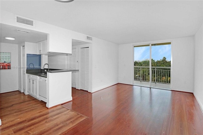 Building Photo - 816 NW 11th St