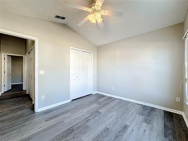 Building Photo - 13642 Emeraldview Dr