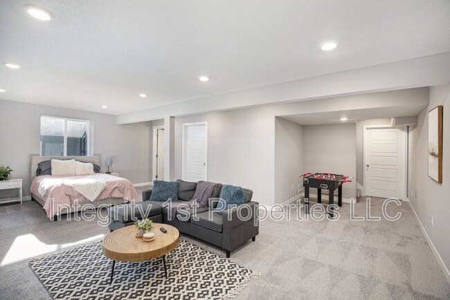 Building Photo - 13316 W 180th St