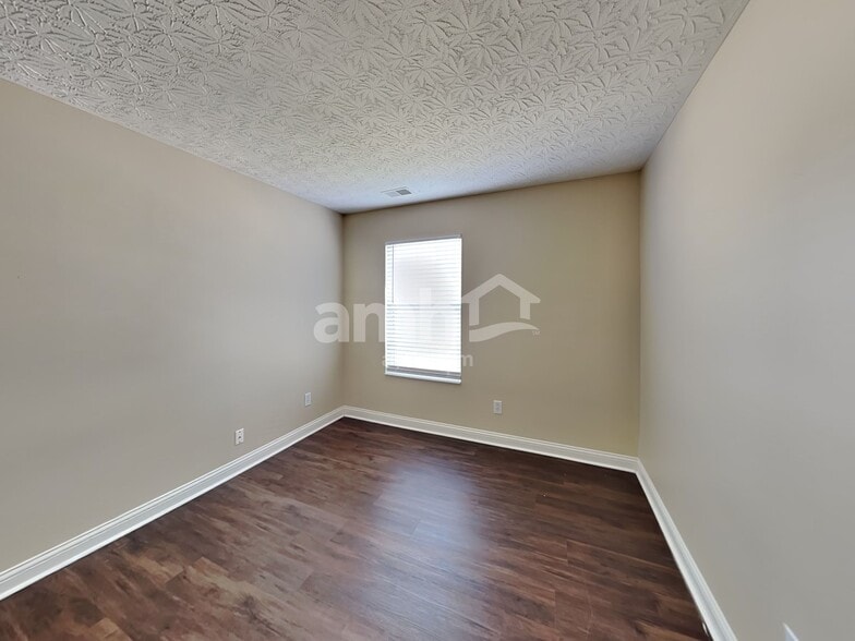 Building Photo - 3465 Winter Holly Dr
