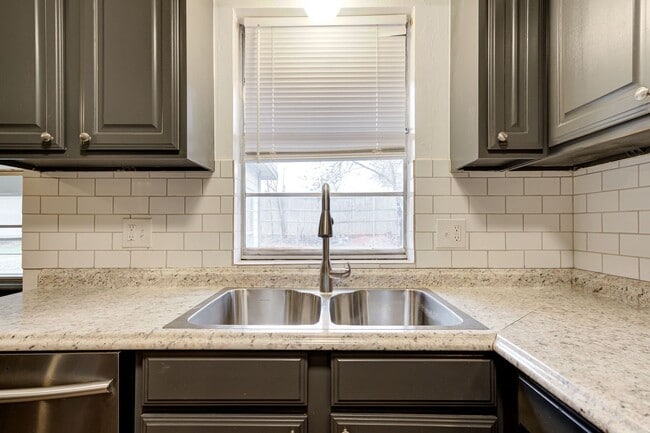 Building Photo - Welcome to your new home!