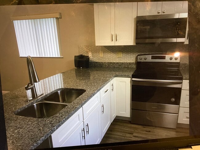 Building Photo - 7731 Danube Dr