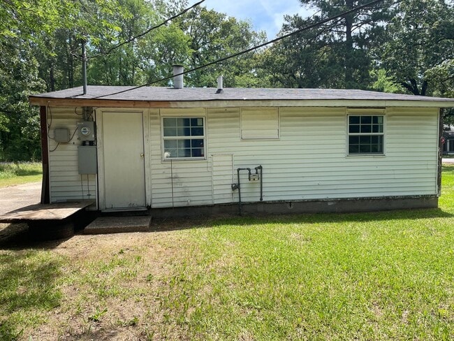 Building Photo - Remodeled Union Park 2 Bedroom House