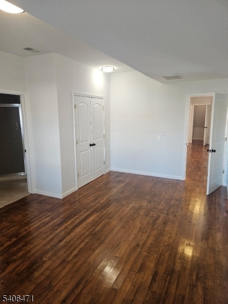 Building Photo - 73 Linden Ave