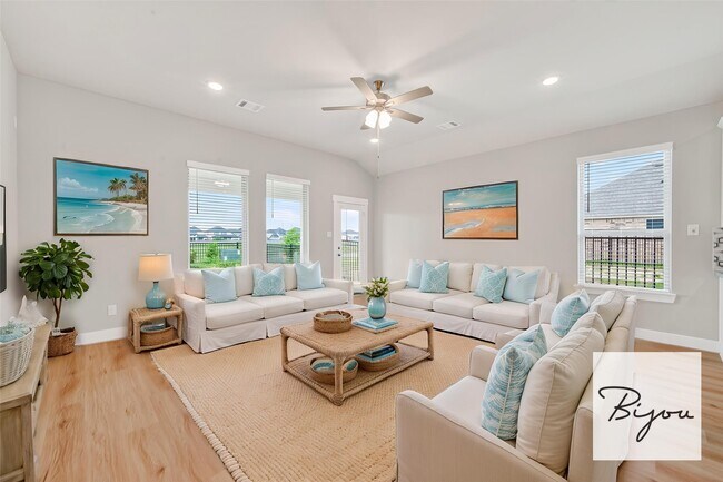 Building Photo - 2216 Inglenook Grv Dr