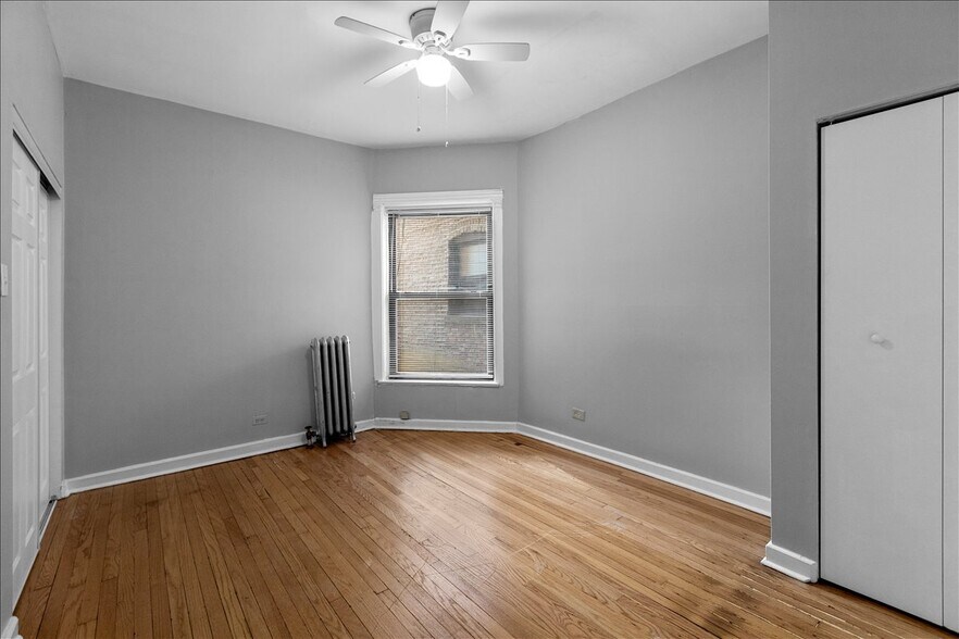 Building Photo - 5018 S Blackstone Ave