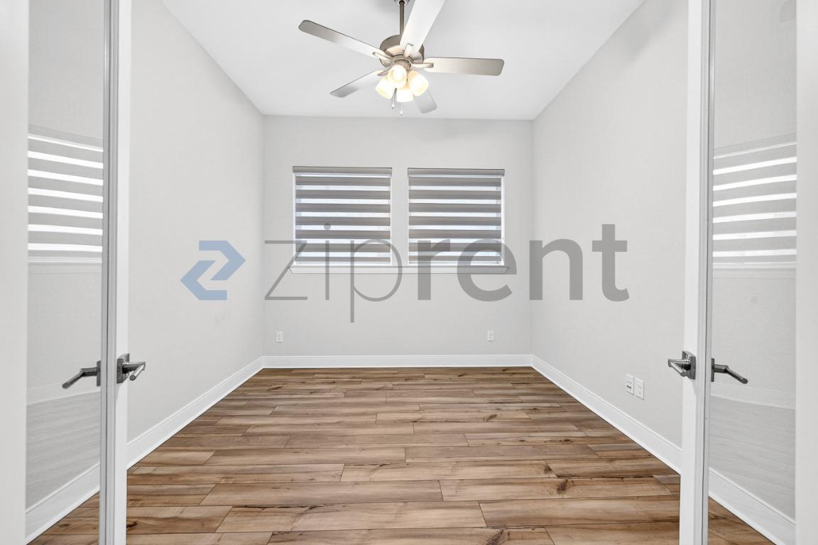 Building Photo - 1713 Friendship Ln